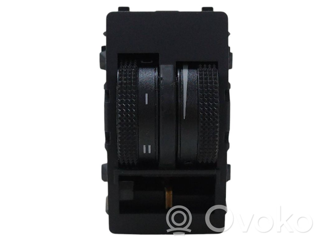 Headlight level height control switch   8Z0919094,04052222