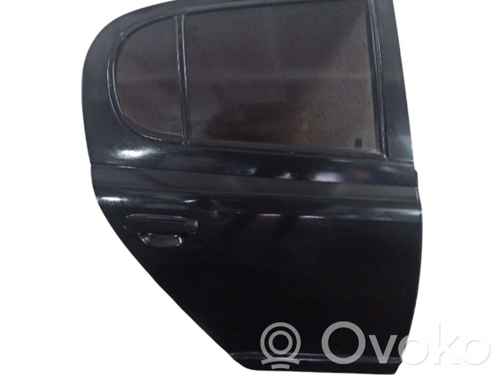 Toyota Yaris Portiera posteriore
