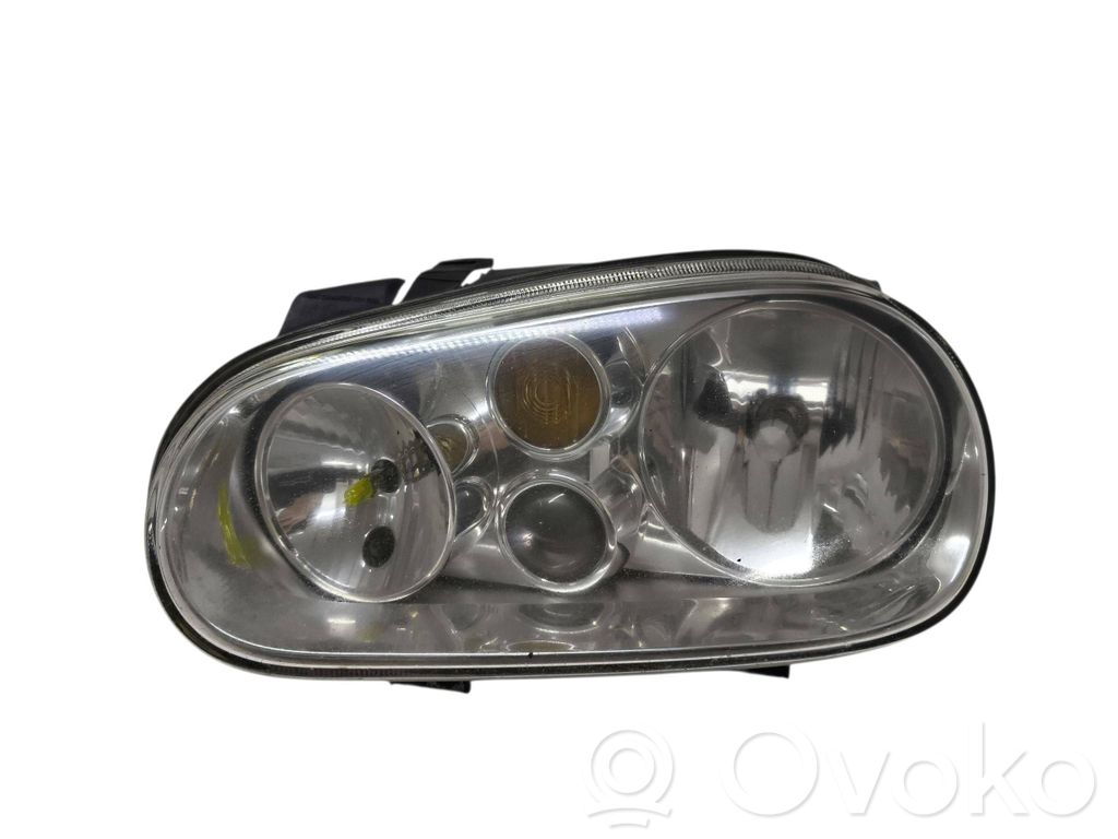 Volkswagen Golf IV Lampa przednia 