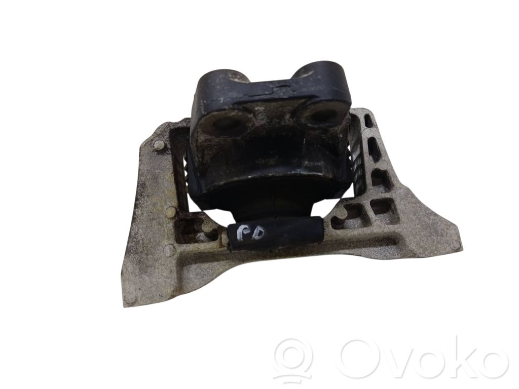 Ford Kuga II Engine mount bracket 