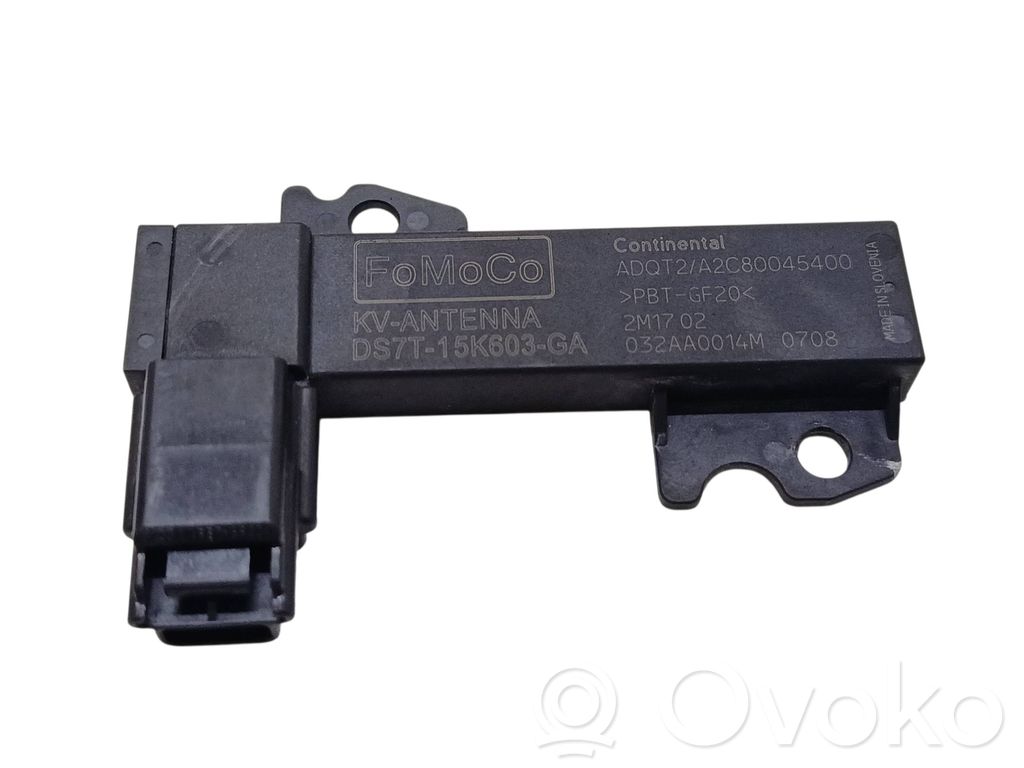 Ford Kuga II Aerial antenna amplifier 