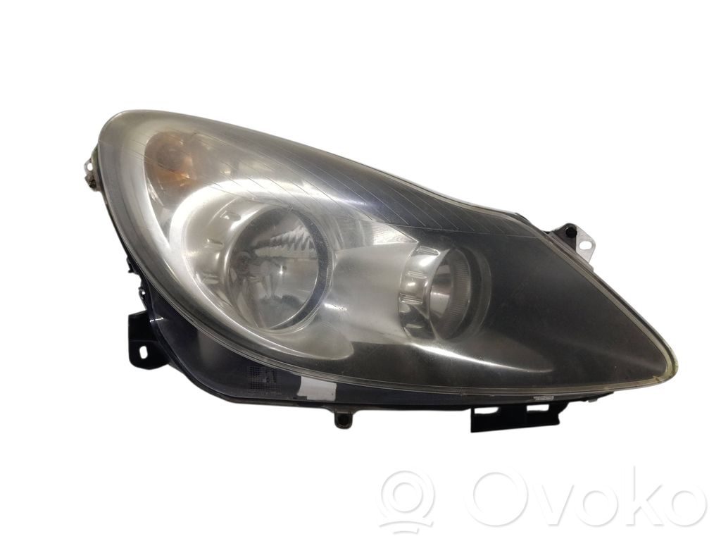 Opel Corsa D Priekinis žibintas 