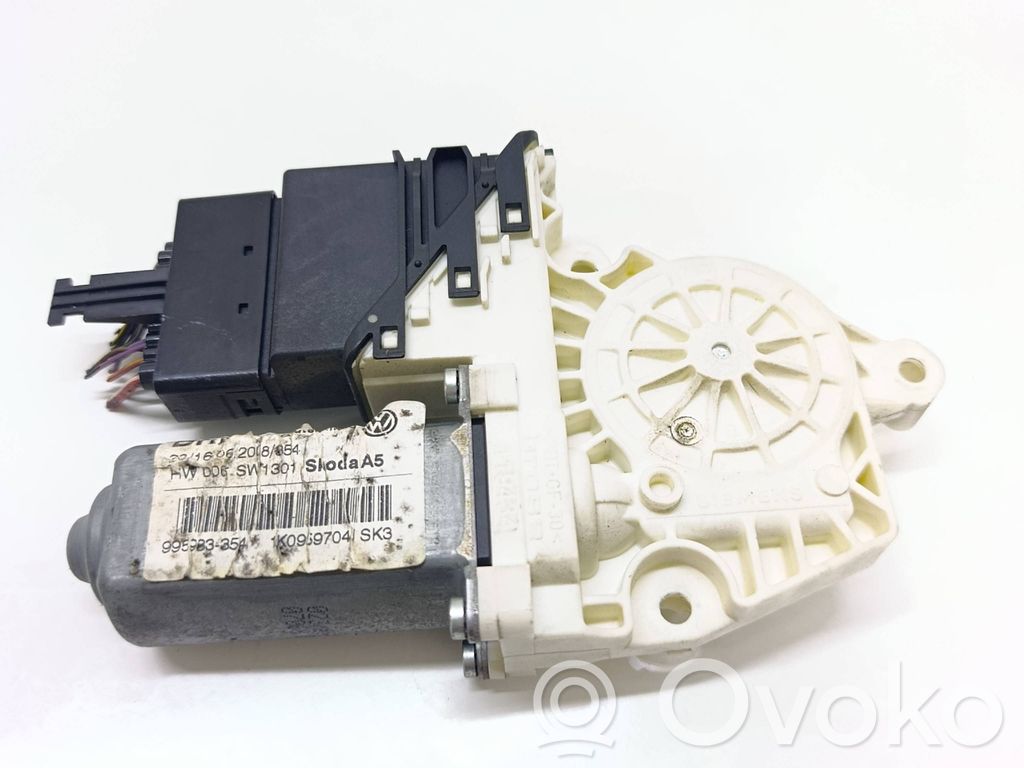 Skoda Octavia Mk2 (1Z) Motorino alzacristalli della portiera posteriore 