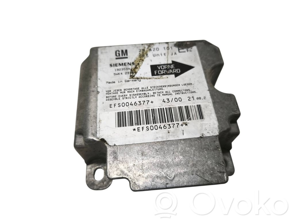 Opel Omega B2 Centralina/modulo airbag 