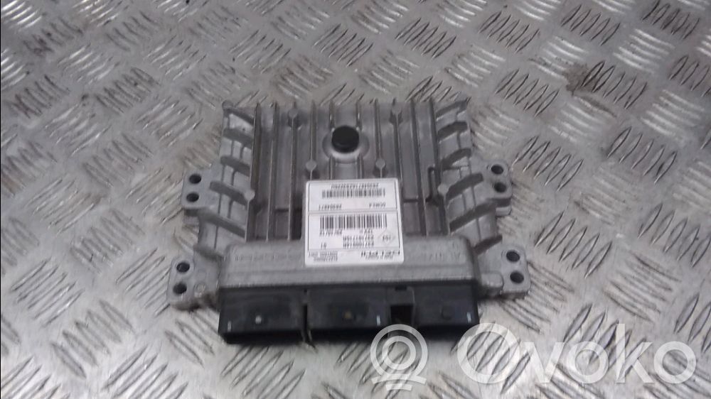 Renault Megane III Engine control unit/module 