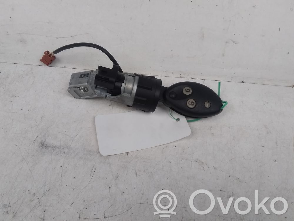 Ohjauspyörän lukitus   4162FE