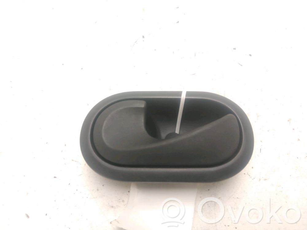 Manecilla interna puerta delantera   8201053836