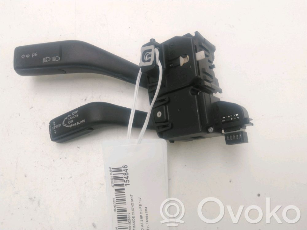 Audi A3 S3 8P Palanca de intermitentes 