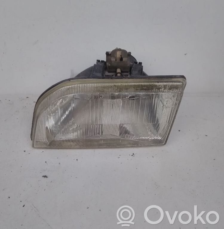 Ford Fiesta Faro delantero/faro principal
