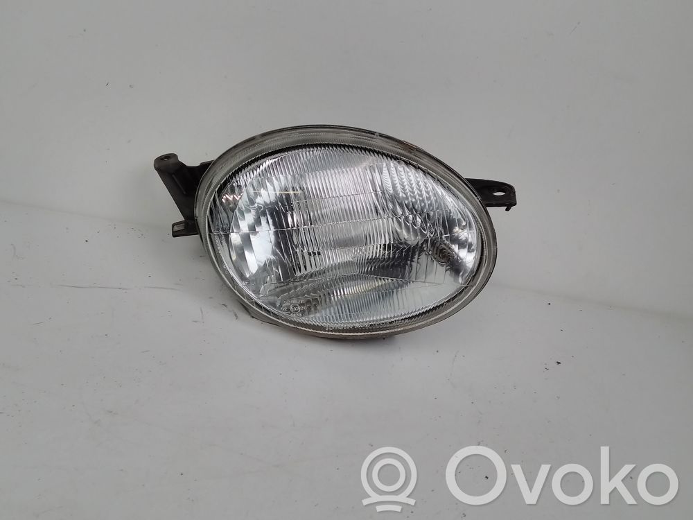 Phare frontale   811301E370