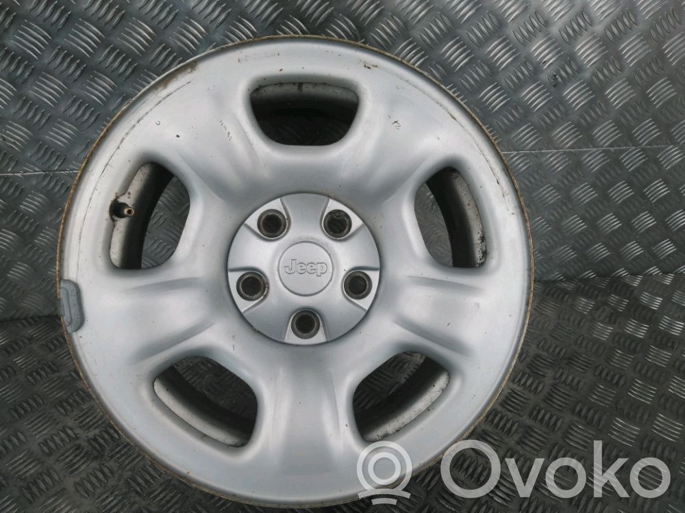 Jeep Cherokee KJ Jantă tablă R15