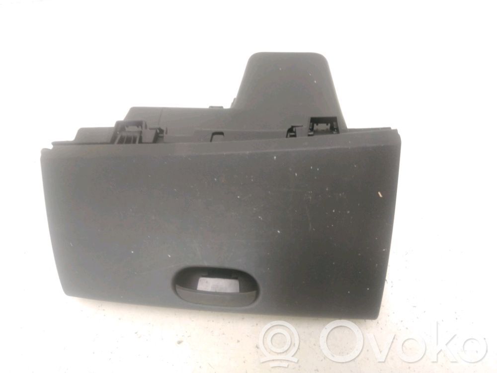 Guantera   685006291R