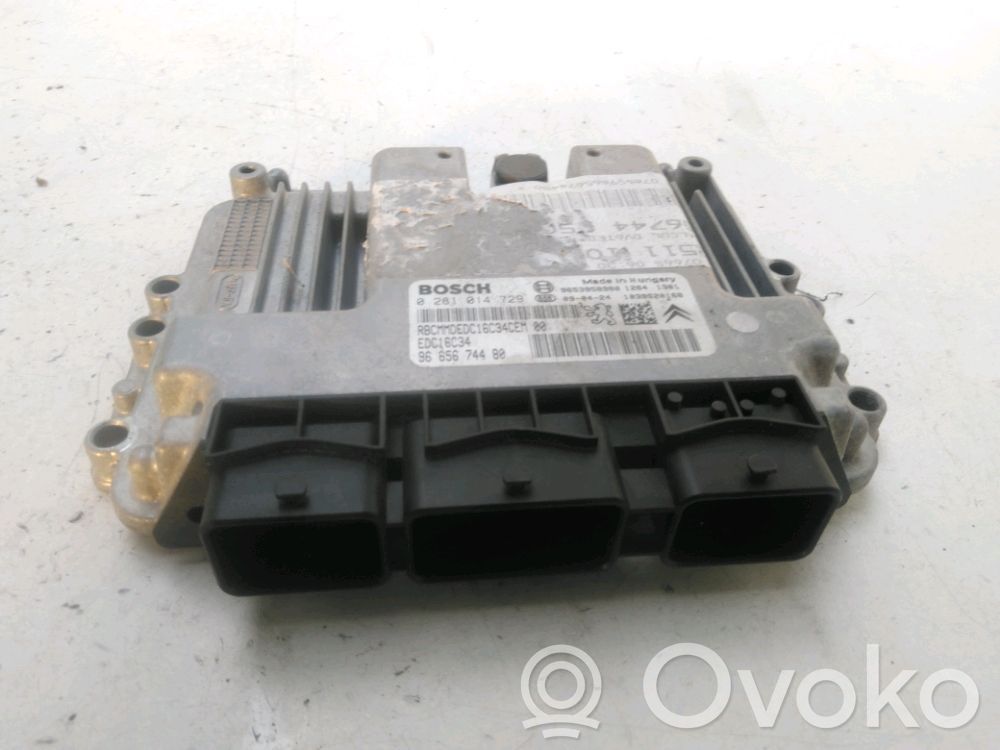 Peugeot 3008 I Engine control unit/module 