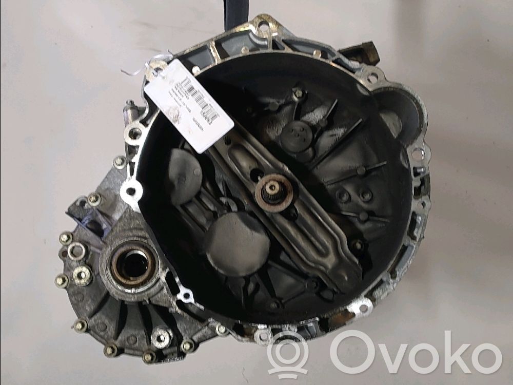 Mini Cooper Countryman R60 Cutie viteze manuală cu 6 trepte