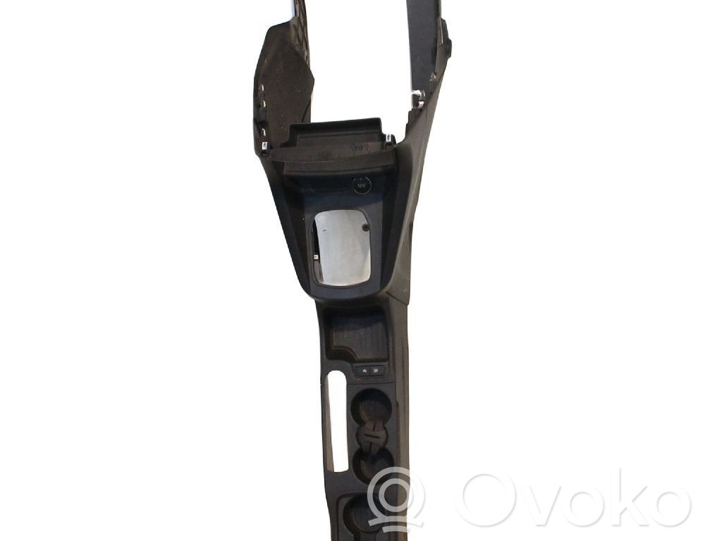 Ford Ka Centrālā konsole 