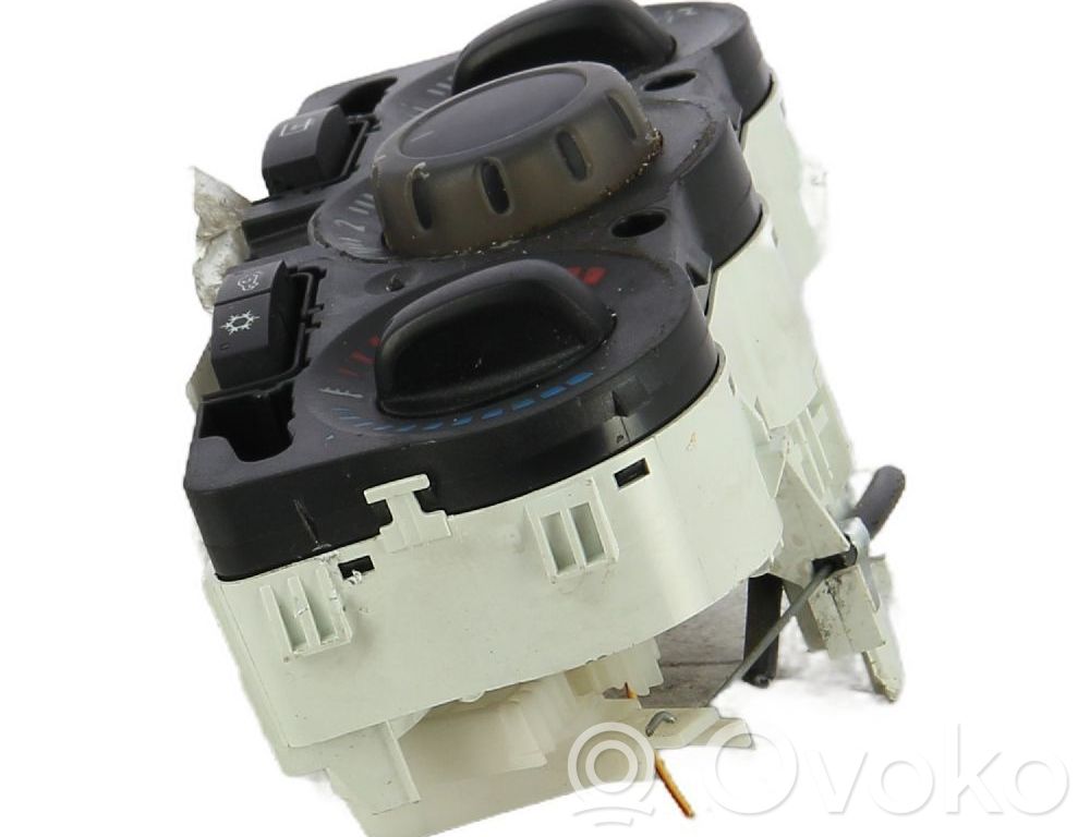 Climate control unit   13330680