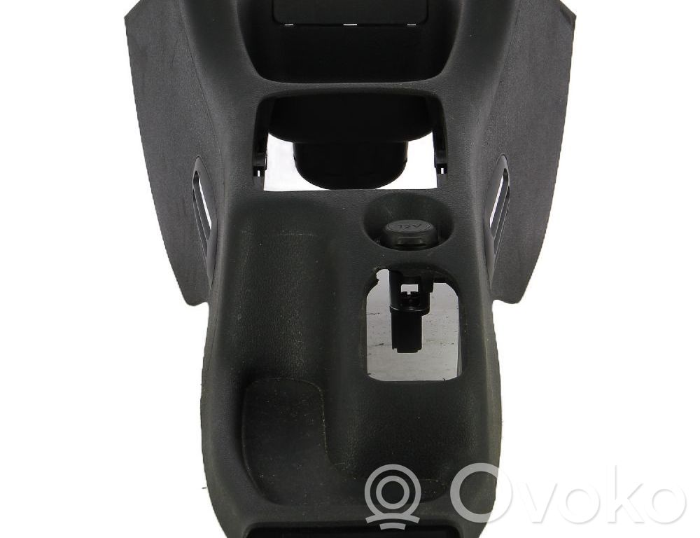 Peugeot 206+ Consola central 