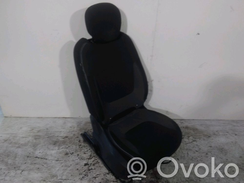 Renault Captur Etumatkustajan istuin 