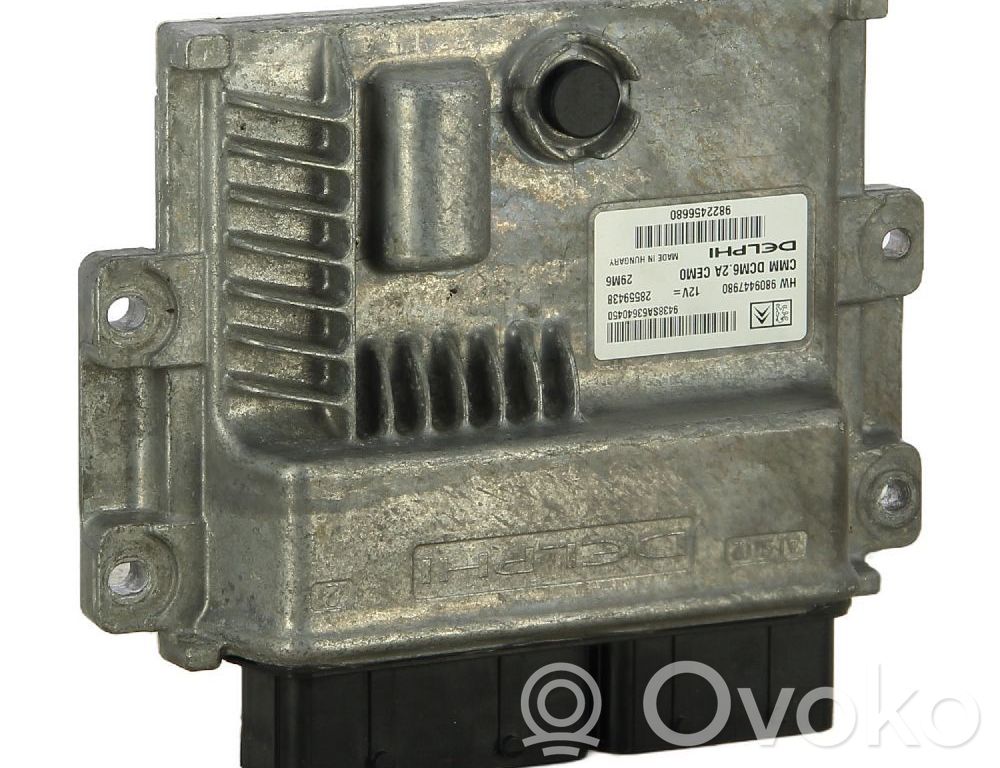 Peugeot 5008 II Engine control unit/module 