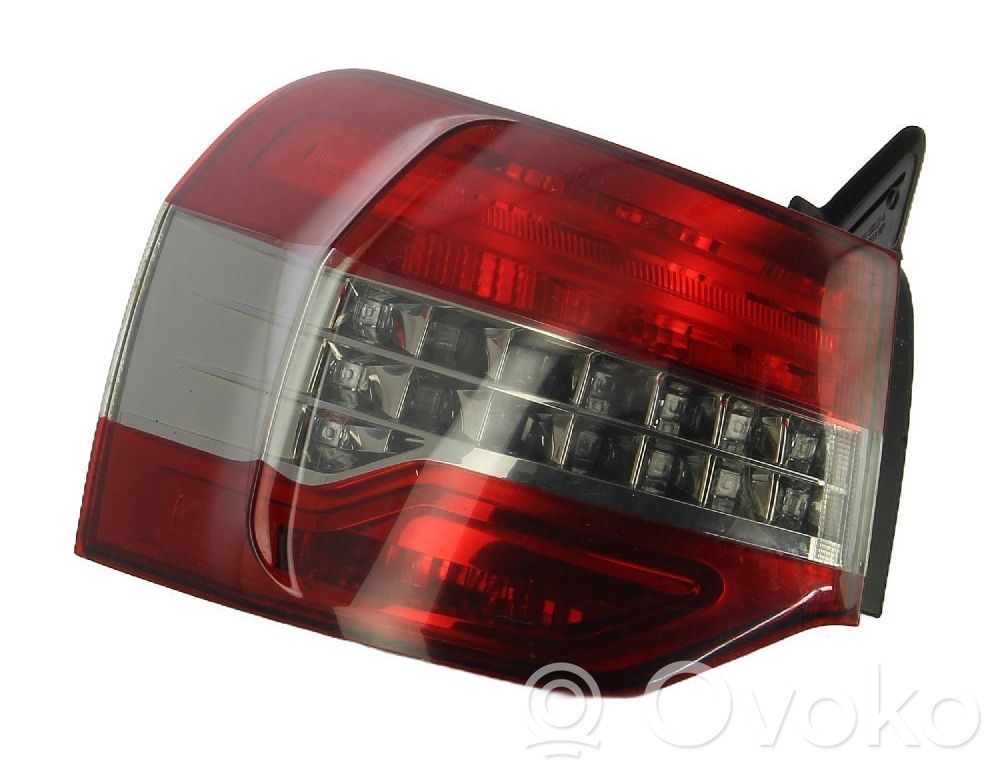 Rear/tail lights   6350LS,9675061580