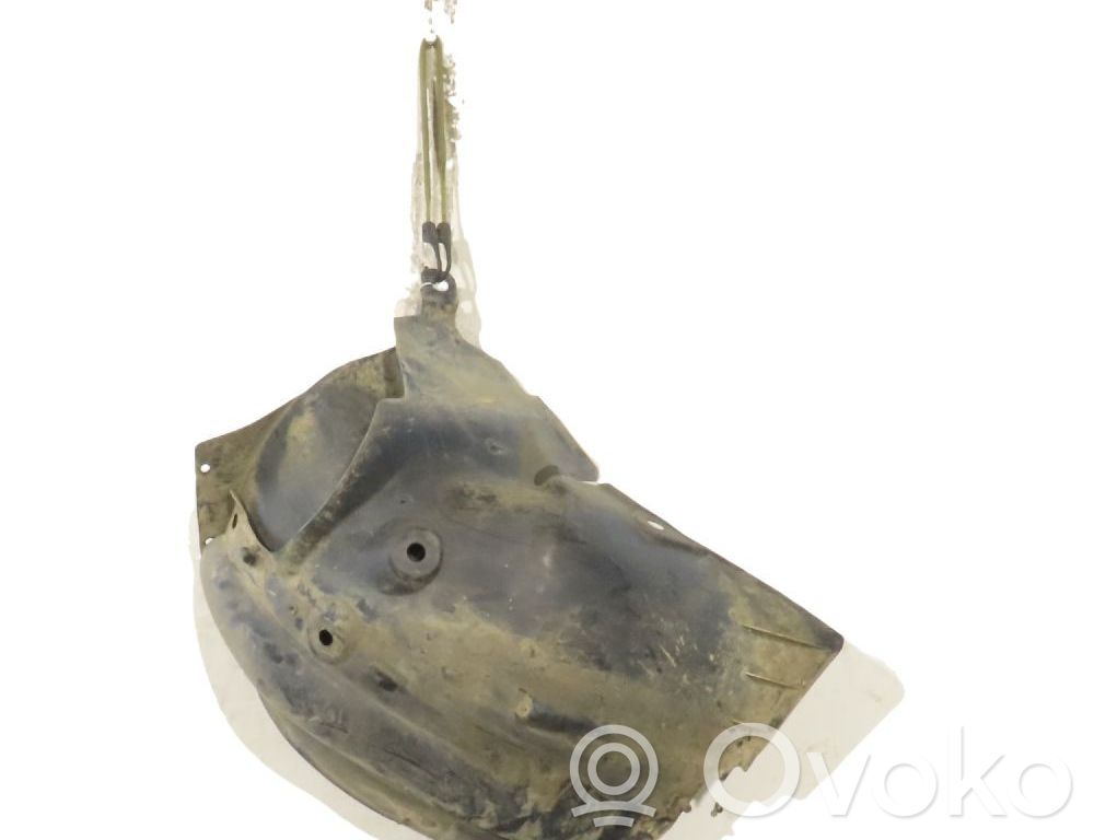 Renault Clio III Apărătoare noroi față 