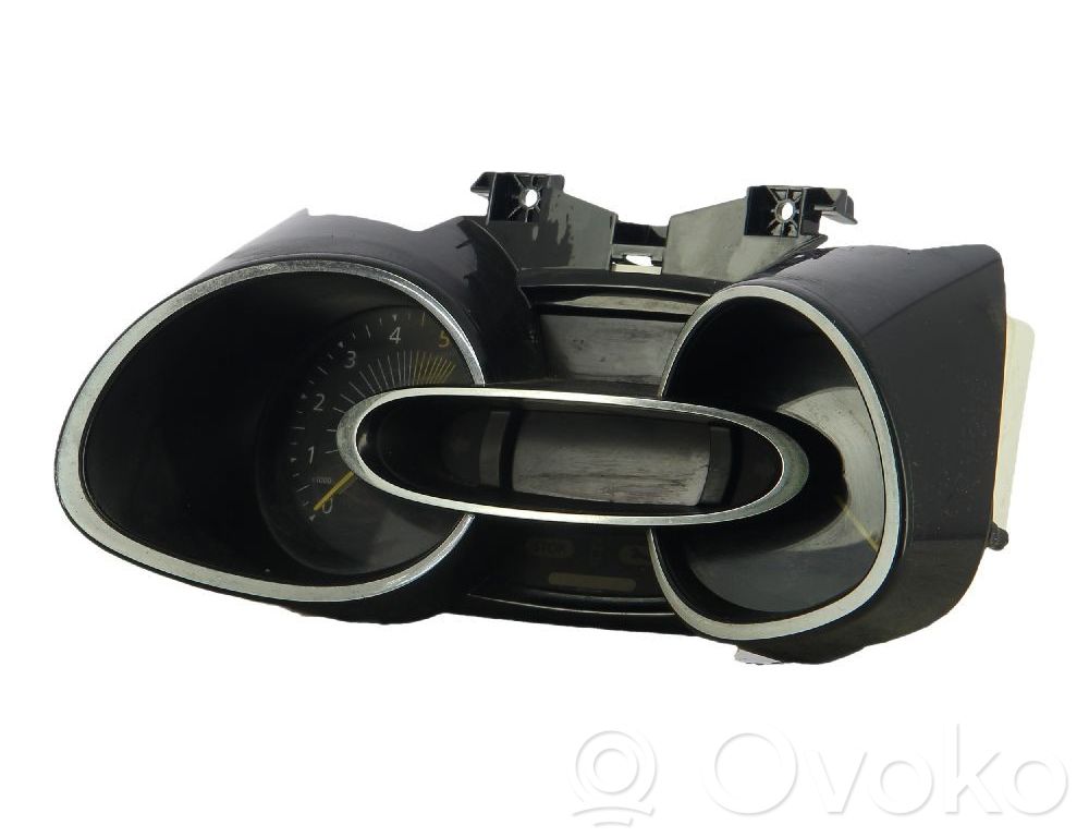 Renault Clio IV Geschwindigkeitsmesser Cockpit 