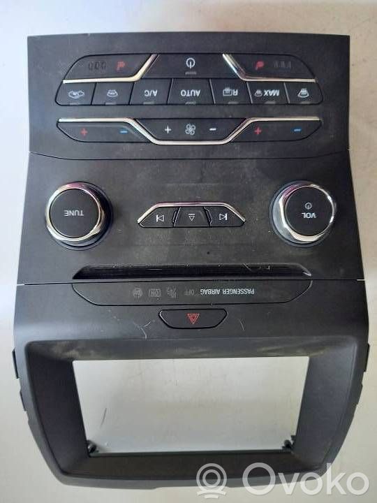 Ford Galaxy Center console 