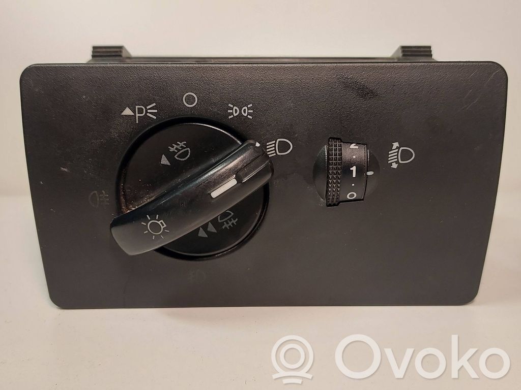 Ford Mondeo Mk III Light switch 