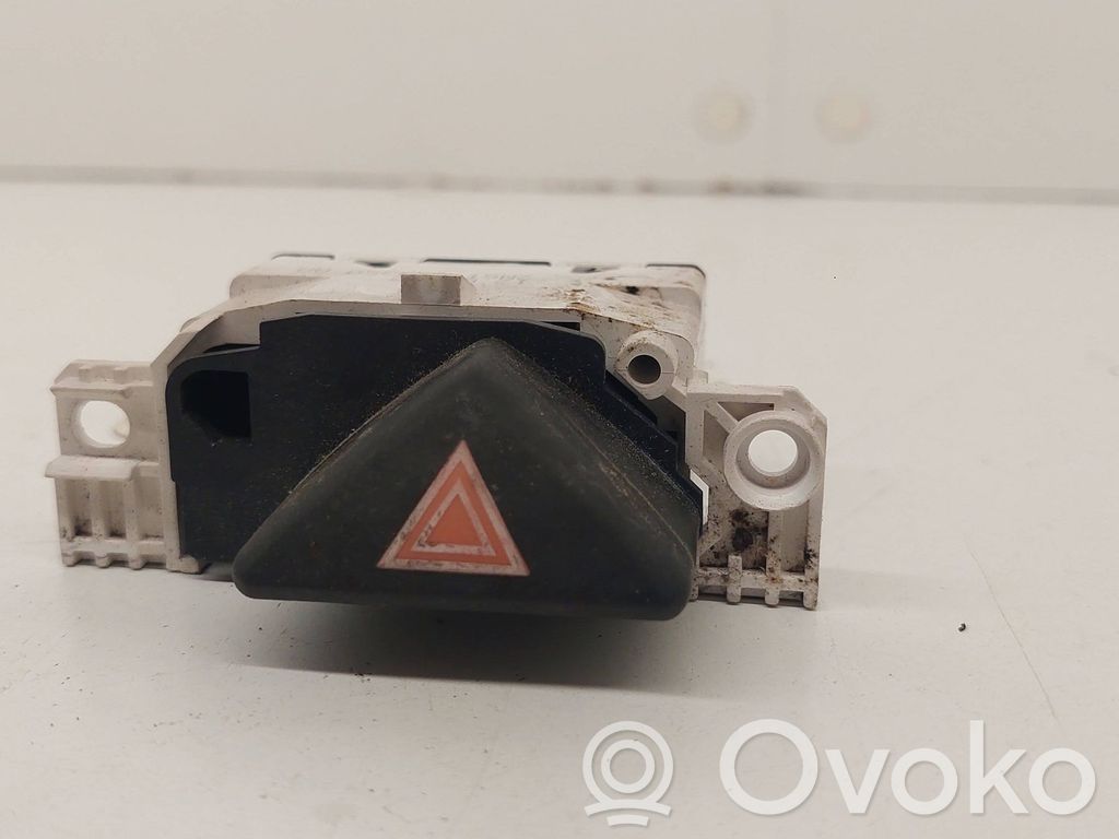 Ford Focus Hazard light switch 