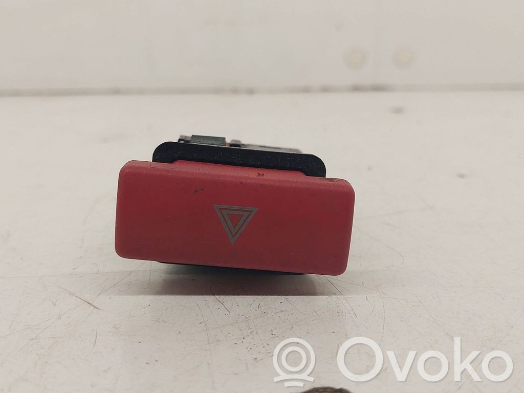 Land Rover Freelander Hazard light switch 