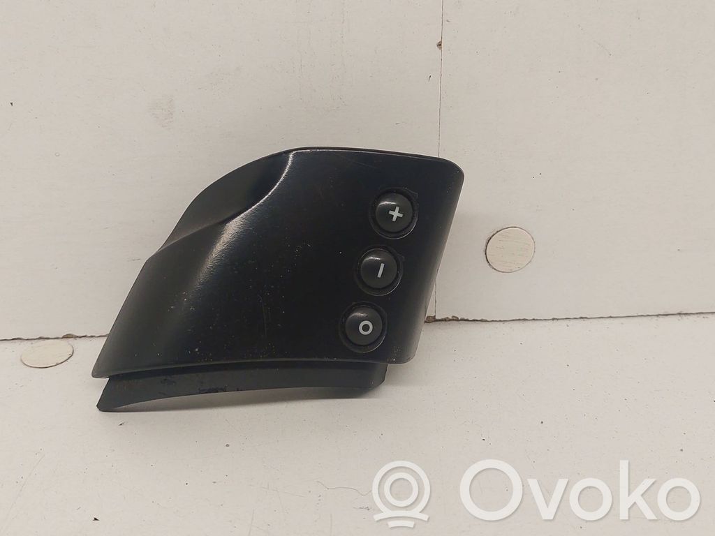 Opel Signum Steering wheel buttons/switches 