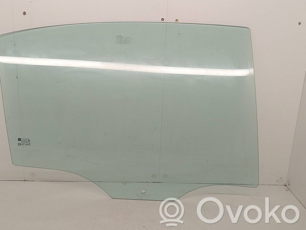 Opel Vectra C Rear windscreen/windshield window 