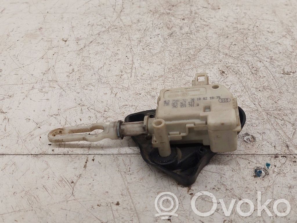 Audi A4 S4 B6 8E 8H Tailgate boot lock/latch motor 