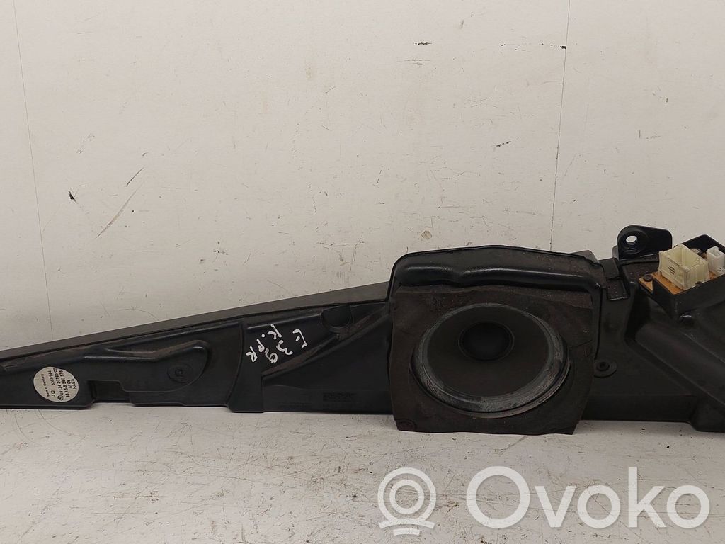 BMW 5 E39 Front door speaker 