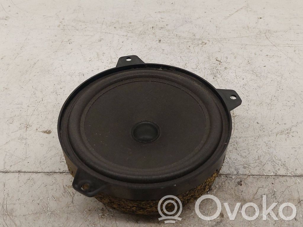 BMW 3 E46 Etuoven kaiutin 