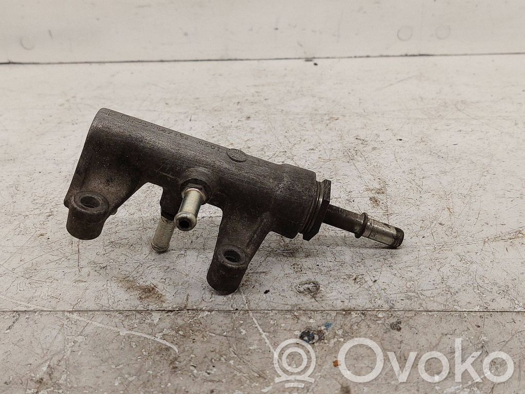 Opel Signum Régulateur de pression de carburant 