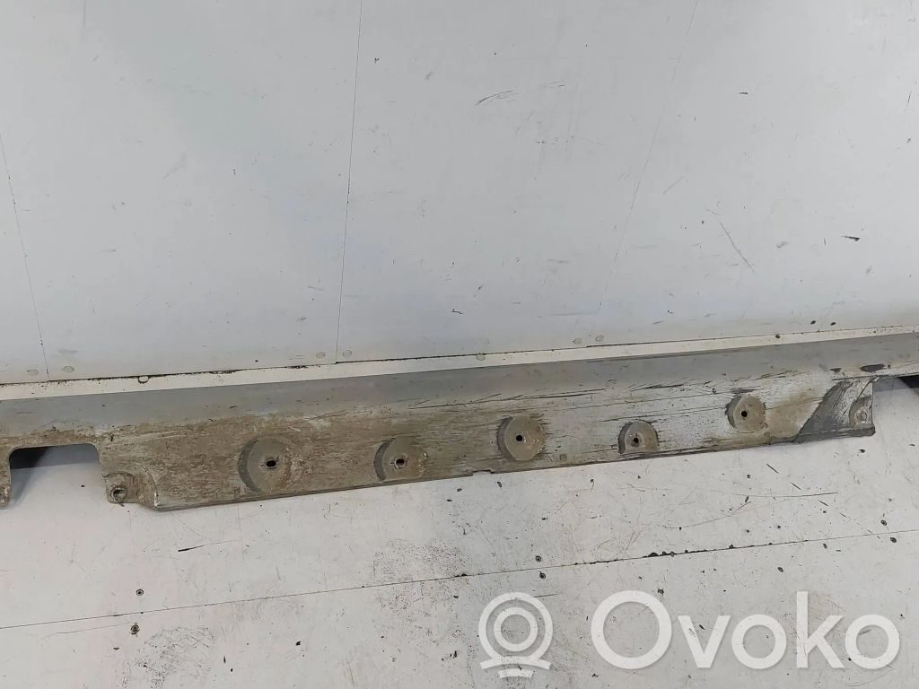BMW 5 E39 Sill 