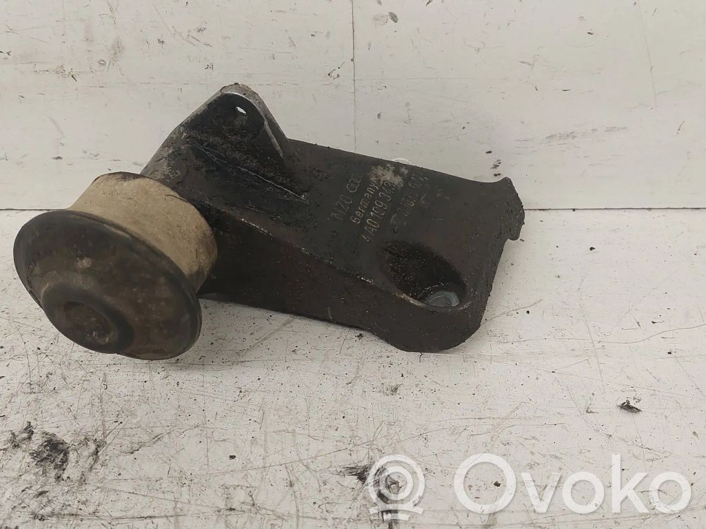 Engine mounting bracket   4A0199343