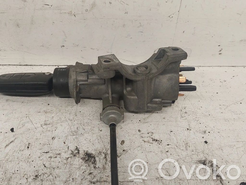 Audi A6 S6 C5 4B Virtalukko 
