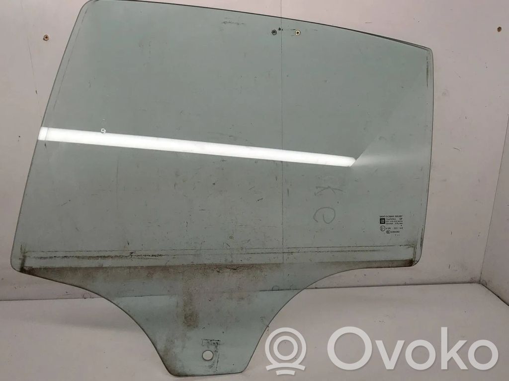 Opel Corsa D Luna de la puerta trasera 