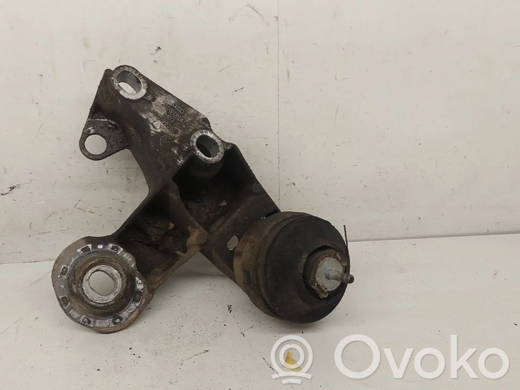 Engine mounting bracket   4B0199351