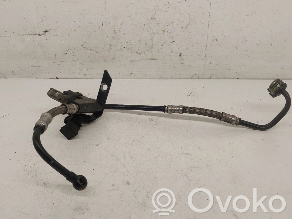 Audi A6 S6 C5 4B Turboahtimen öljyletku 