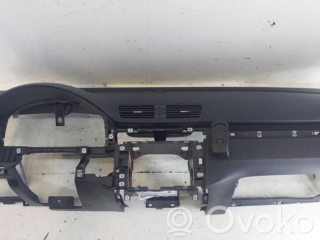 Volkswagen PASSAT B6 Panel de instrumentos 
