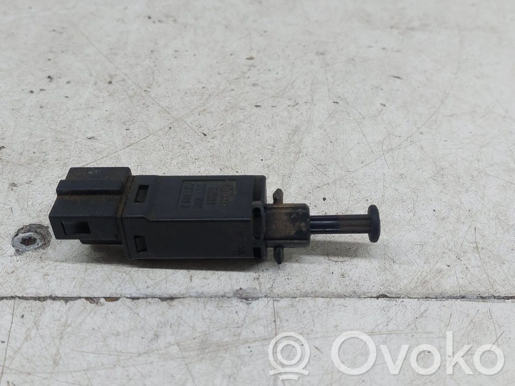 Volkswagen Golf IV Clutch pedal sensor 