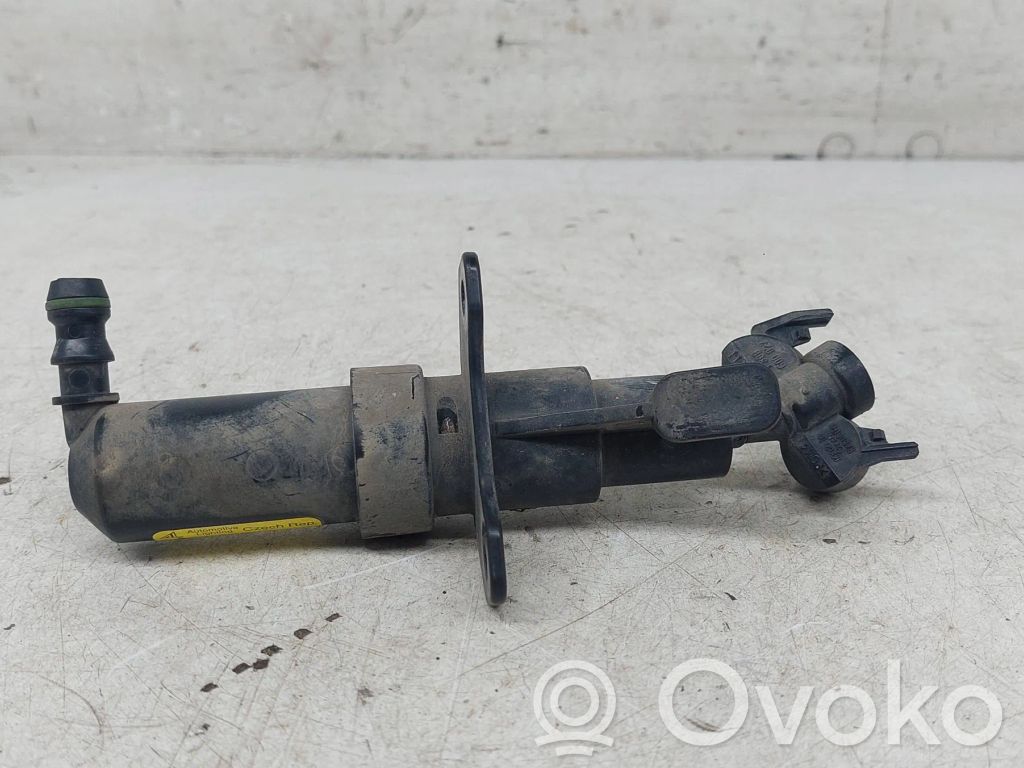 Skoda Octavia Mk2 (1Z) Headlight washer spray nozzle 