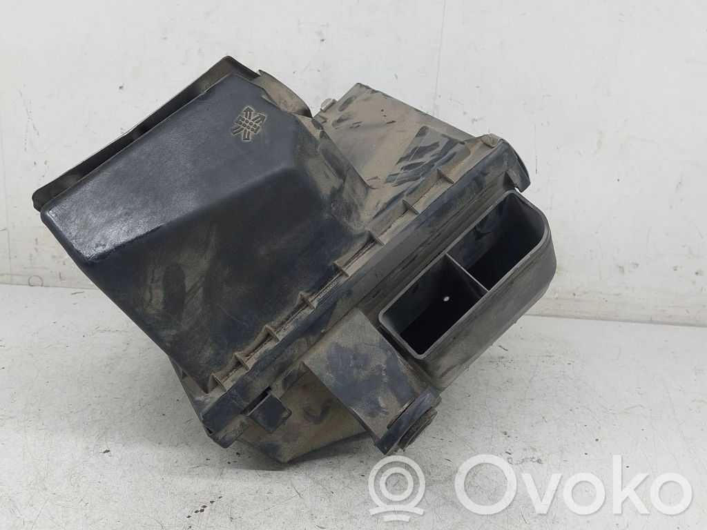 Audi A4 S4 B5 8D Luftfilterkasten 