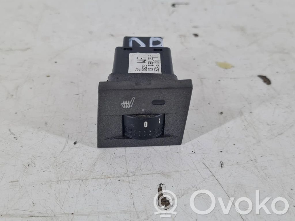 Opel Signum Seat heating switch 