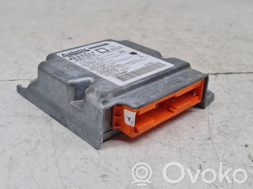 Renault Megane I Airbag control unit/module 
