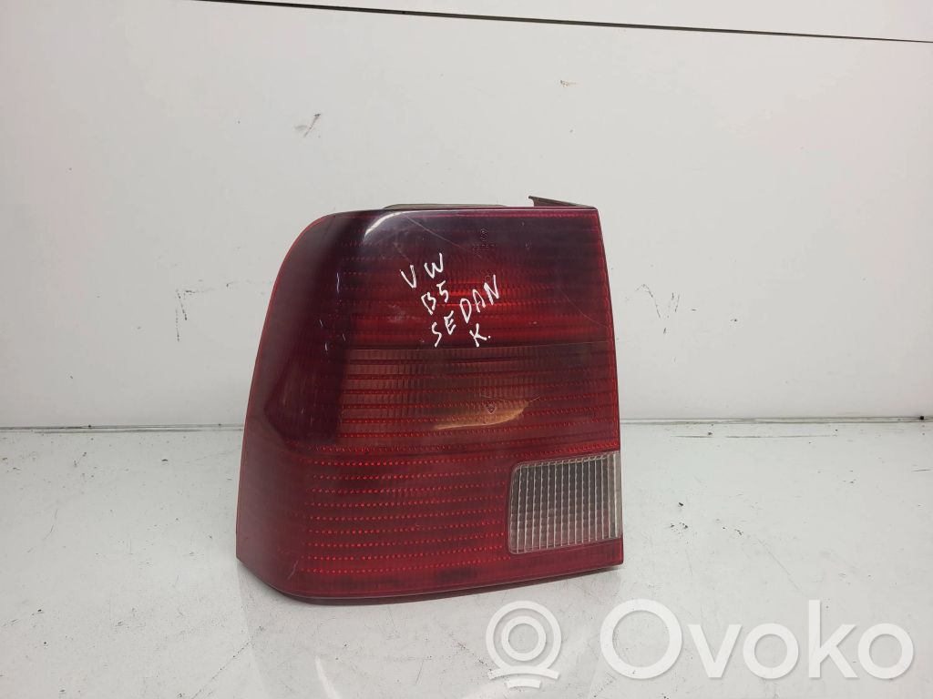 Volkswagen PASSAT B5 Luz trasera/de freno 