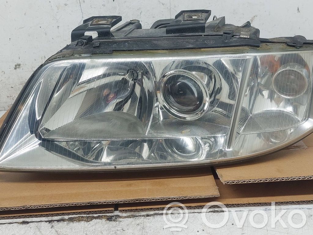 Audi A6 S6 C5 4B Phare frontale 